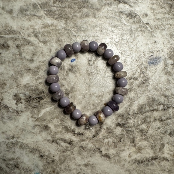 Bracelet - Picture 1 of 2